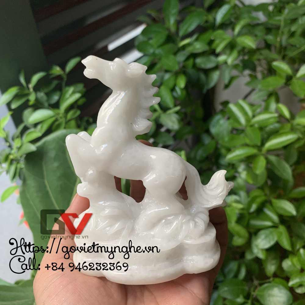 Work desk feng shui horse statue-feng shui horse decorative stone statue-aqua green-height 12cm