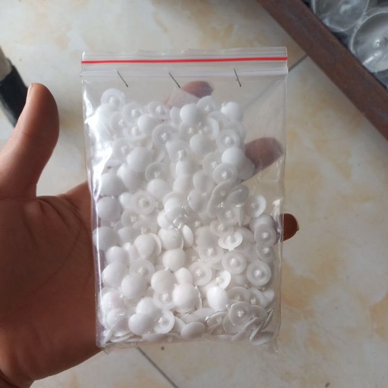 NÚT NHỰA BỊT ĐẦU VÍT ( TÚI 60 CÁI)