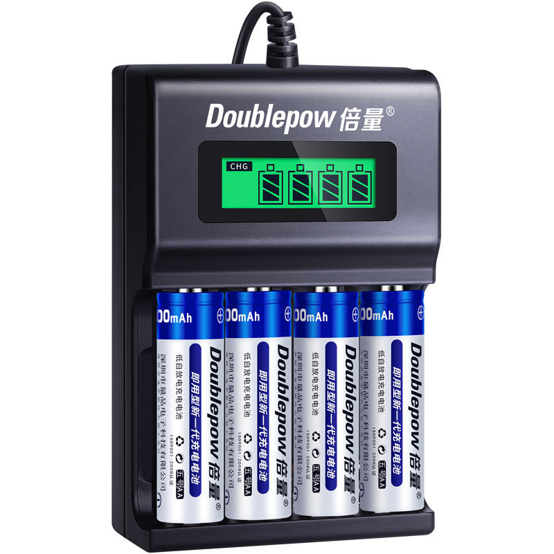 Bộ sạc pin Doublepow DP-UK93B có màn hình hiển thị dùng để sạc 4 viên pin AA/AAA cổng USB