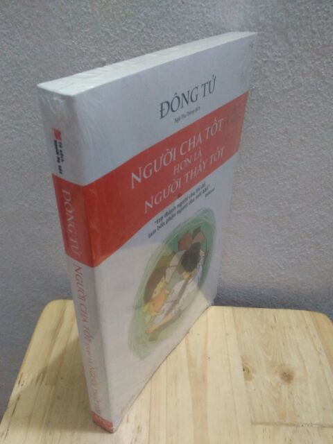 Sách - Người Cha Tốt Hơn Người Thầy Tốt