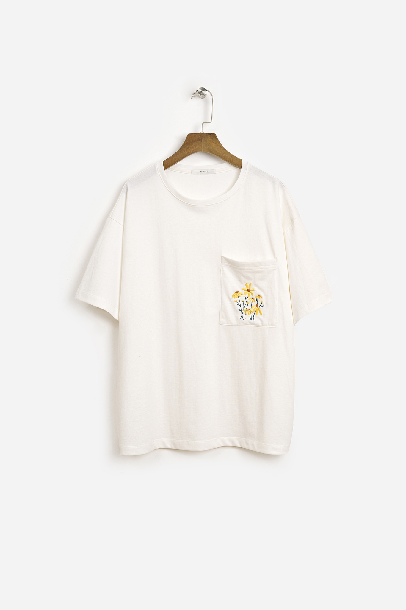 Áo Thun Thêu Daisy[Madelen]