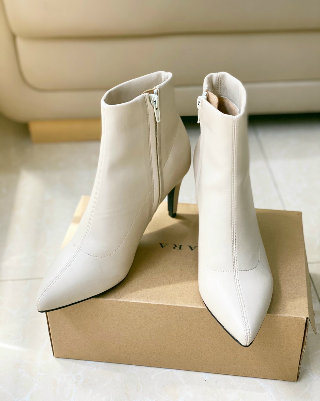 Giày boot nữ mũi nhọn thời trang gót nhọn cao 7cm