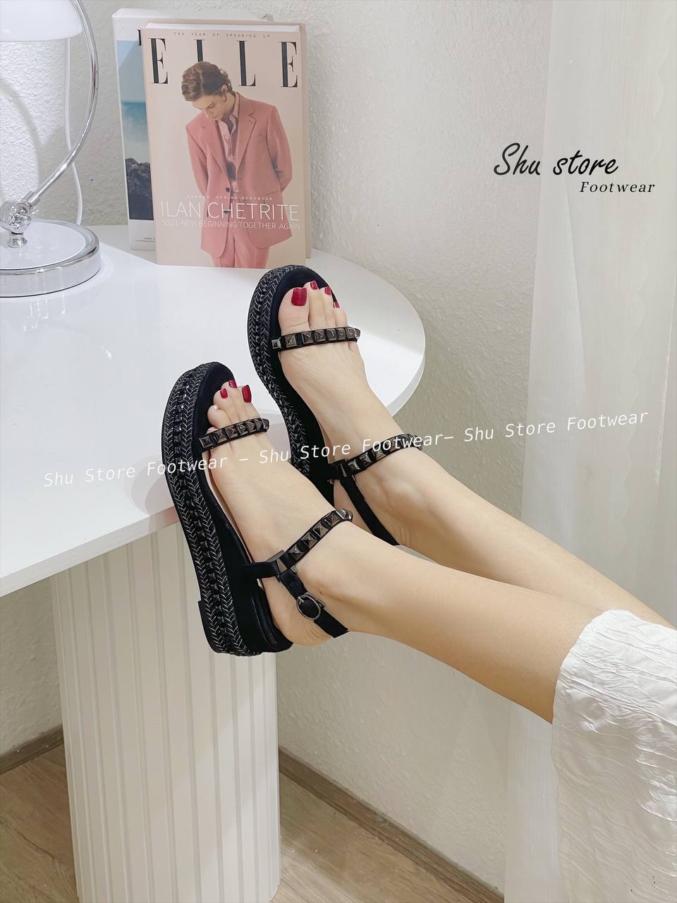 Shu Store | Xăng đan bánh mì Sandan nữ đế xuồng viền cói cao 5cm quai ngang gắn đinh thời trang nữ Shu Store