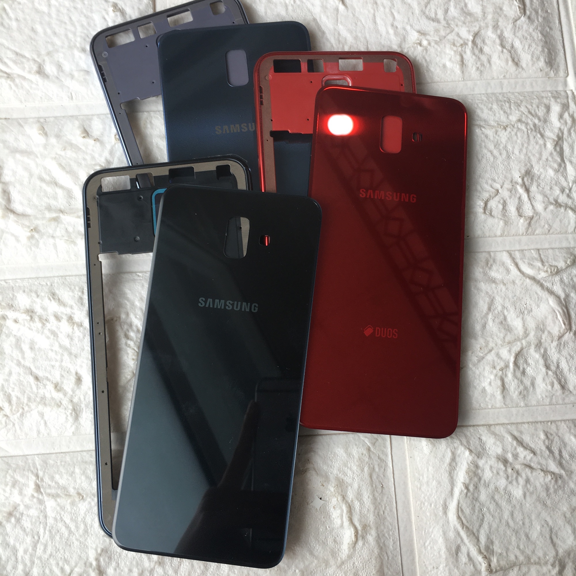 Vỏ Sườn Samsung J6 Plus (Không Blacket) Zin Hàng Cao Cấp