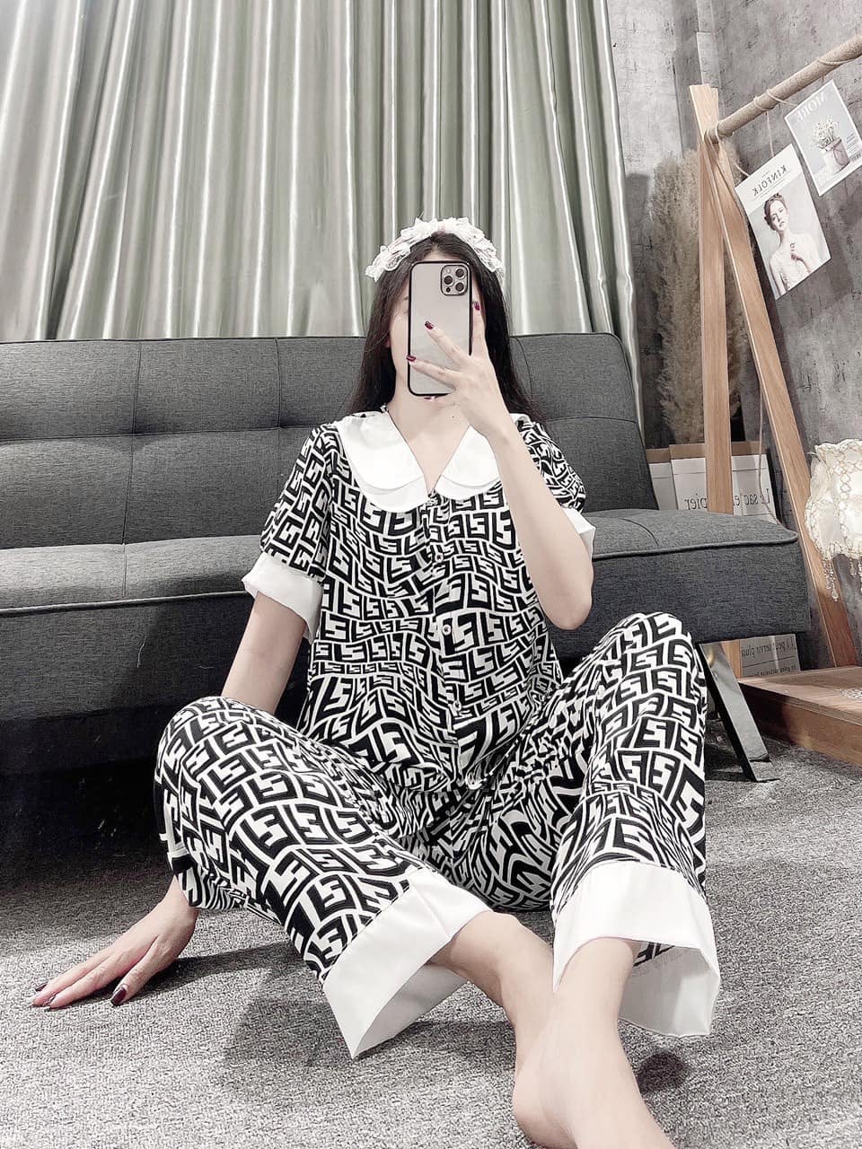 Đồ Bộ Pijama Cổ Bèo Hai Lá Tiếu Thư Mác Sam Chất Liệu Lụa Mango