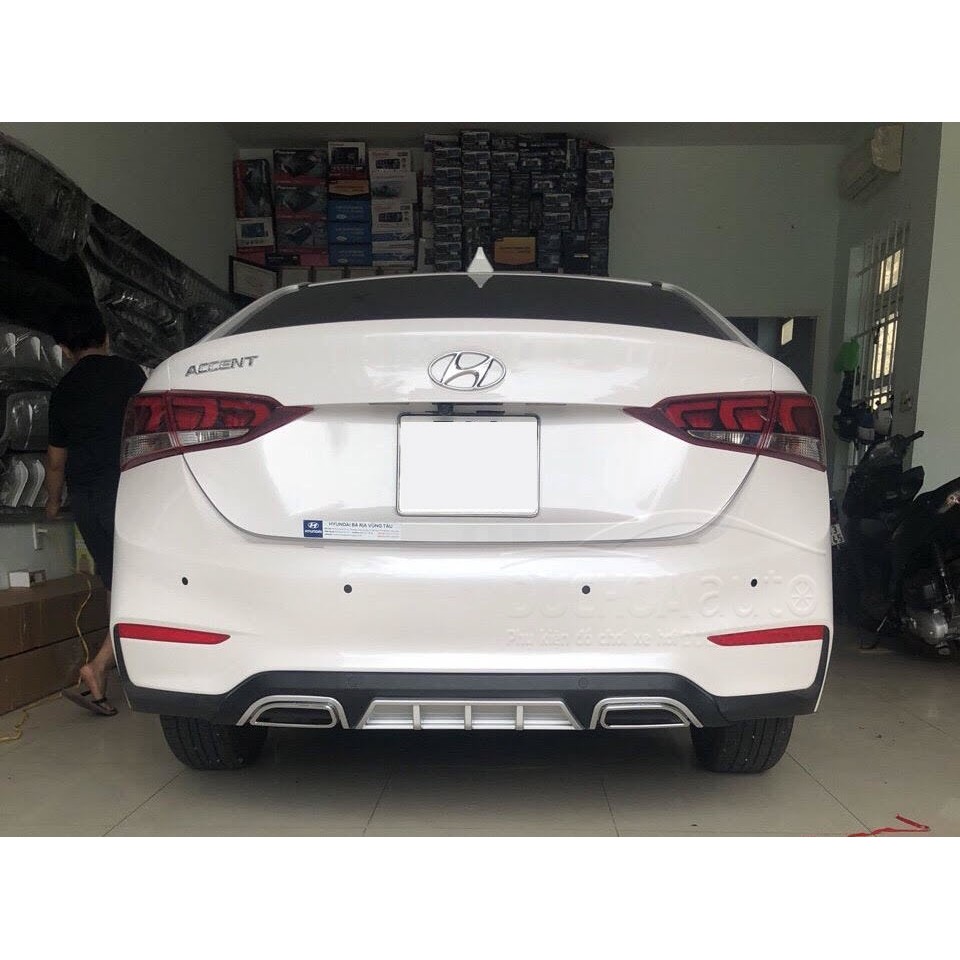 Líp chia pô, Lippo, Líp po theo xe Hyundai Accent 2018, 2019, 2020 - Mẫu 2 pô đẹp