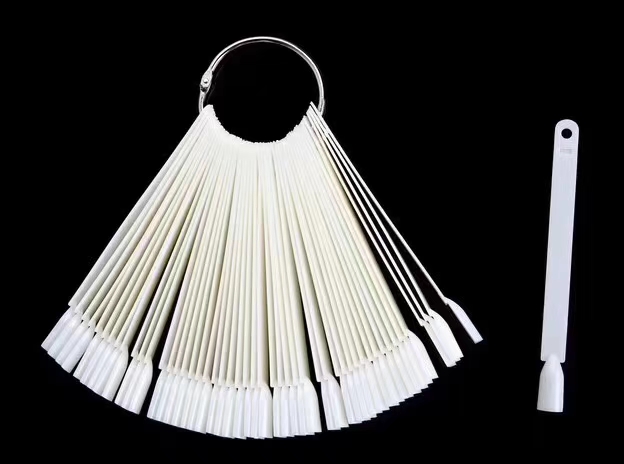 Móng que vuông (tập sơn ,tập vẽ - màu đen - đục - trong)