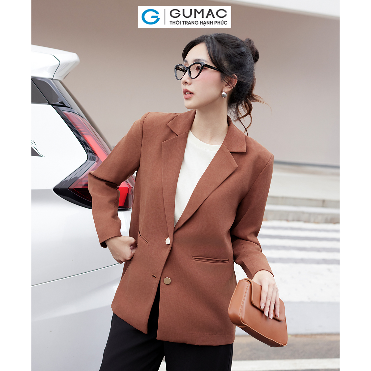 [25-29.6 |Voucher 10-18%] Áo Blazer nữ dáng rộng may một lớp đính nút bọc có đệm vai thời trang GUMAC LOWE0306 - LOWF1015