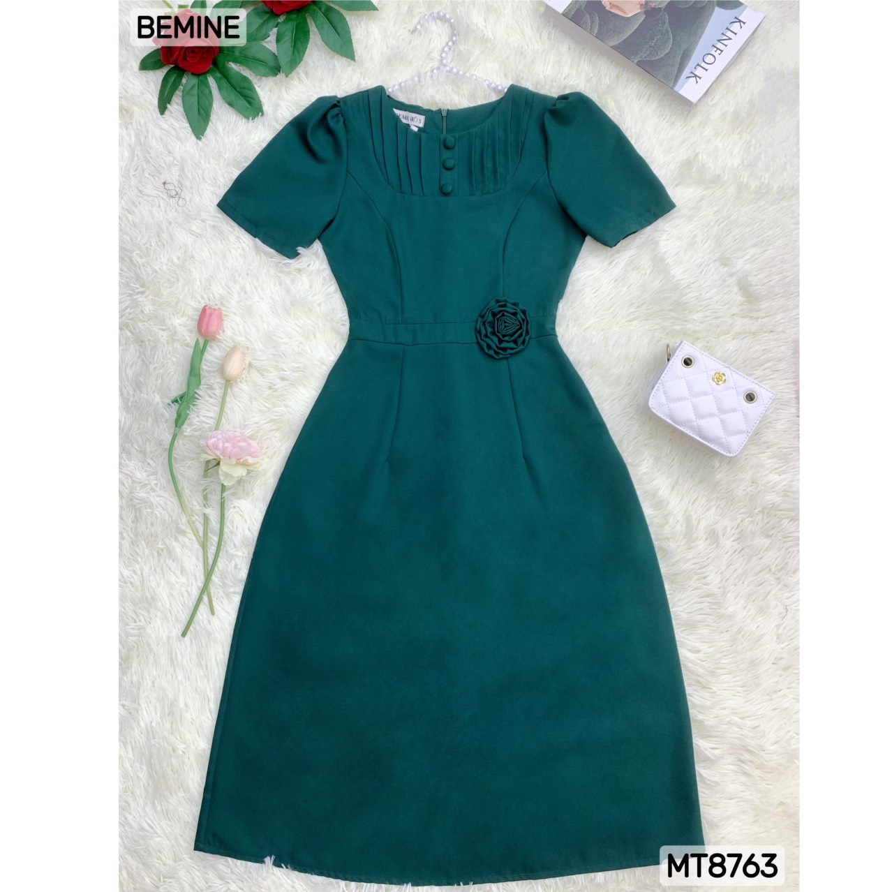 Đầm thiết kế cổ xếp ly eo đính nơ tùng xoè bemine mt8763
