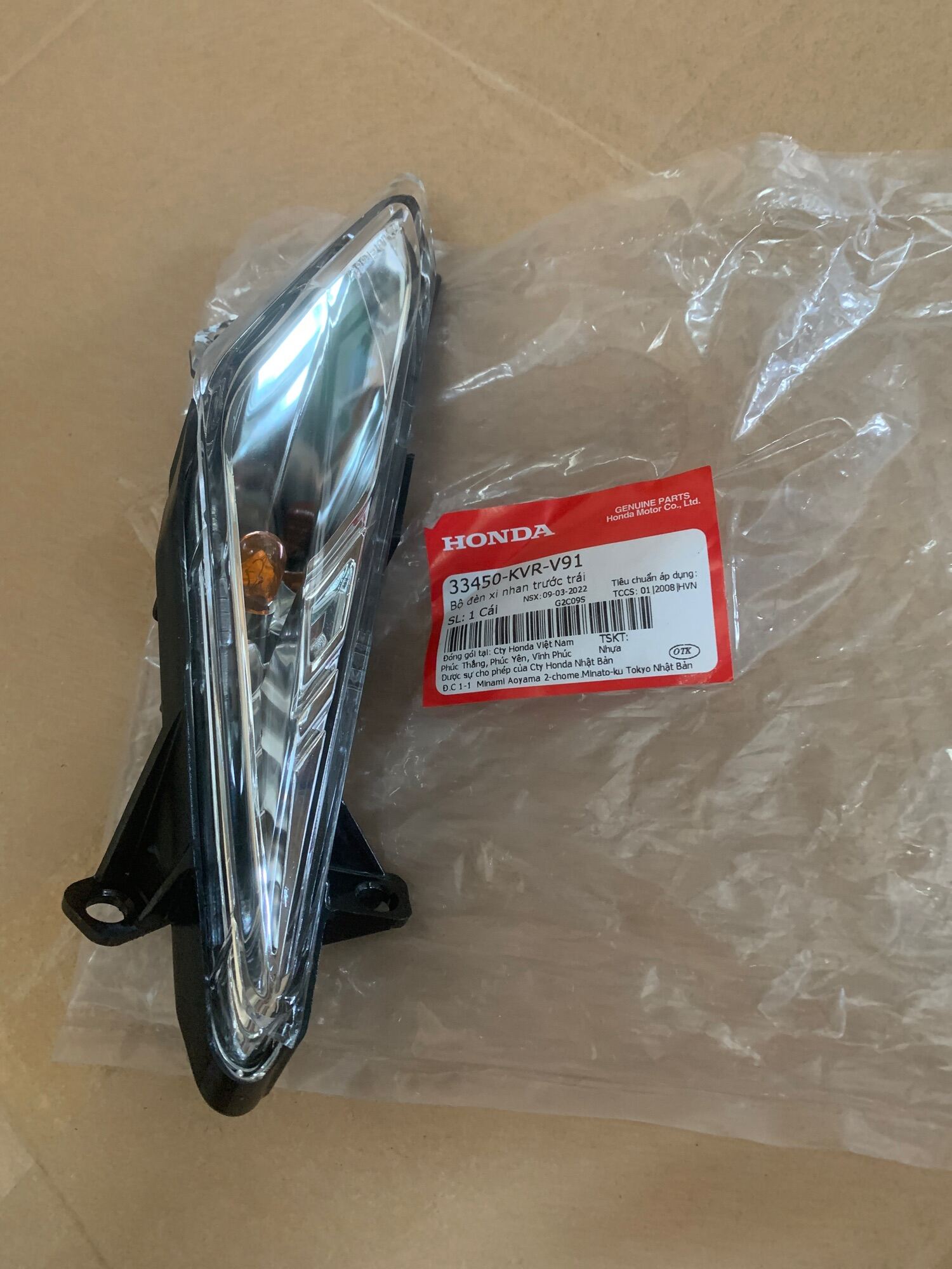 Đèn xi nhan trước trái xe WAVE RSX 100 đời 2008 (33450KVRV91)