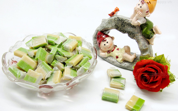 KẸO DỪA LÁ DỨA BẾN TRE HIỆU NGỌC HÀ