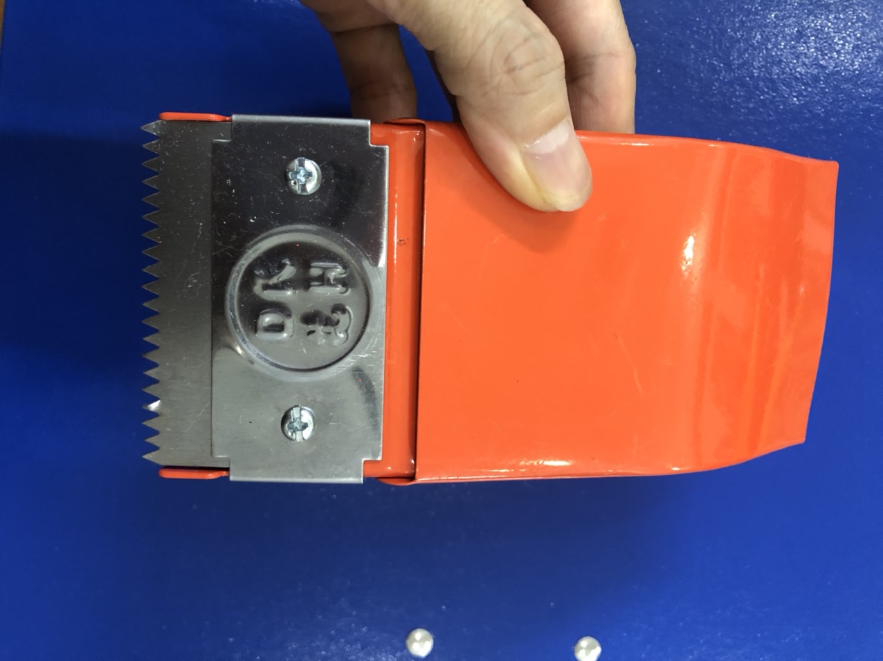 [HCM]Dụng cụ cắt băng keo cầm tay 5F [Cắt keo bằng sắt] - Dân Hoa