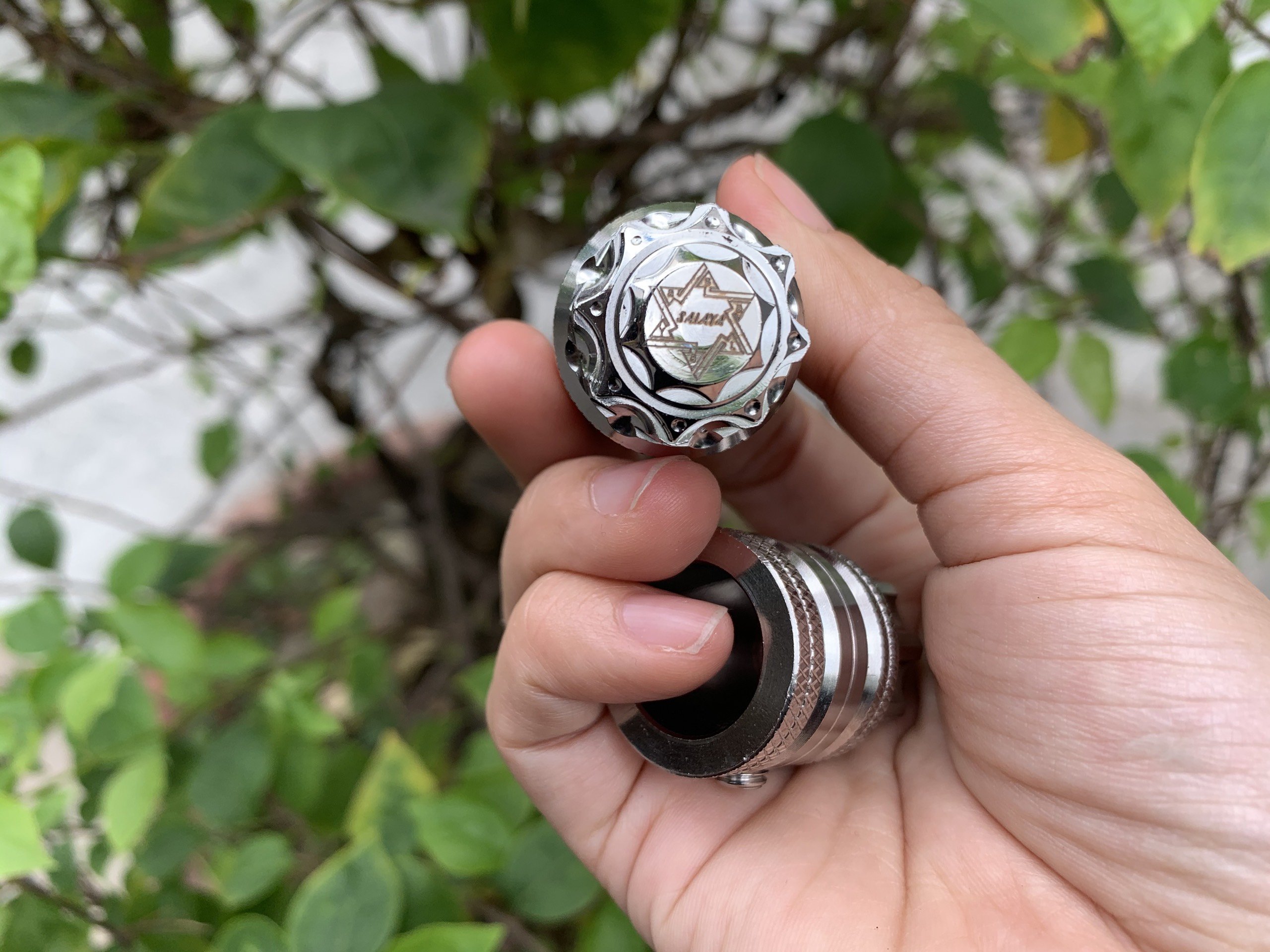 [HCM]CHỤP GIÒ ĐẠP INOX SALAYA CHO XE MÁY