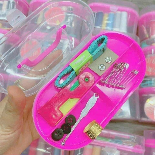 Bộ Kim Chỉ Đa Năng Kèm Hộp Đựng