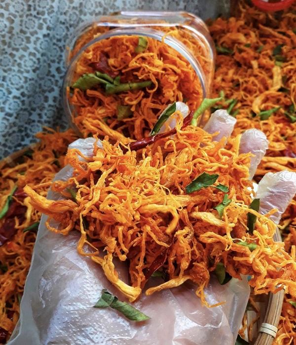 200gr khô gà lá chanh cay MM