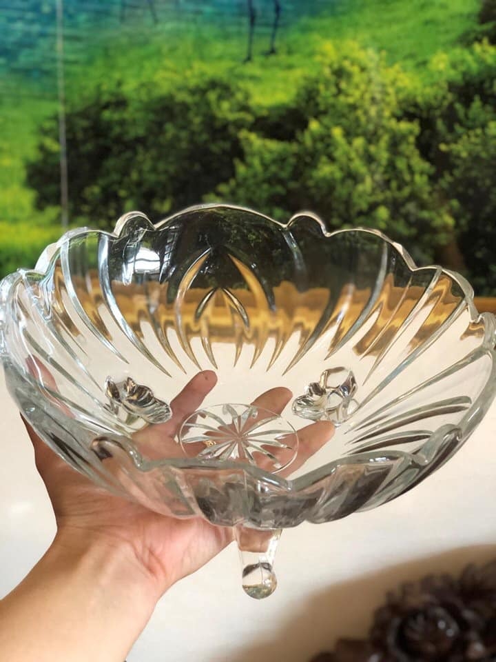 Bát thủy tinh 3 chân sang trọng 23cm
