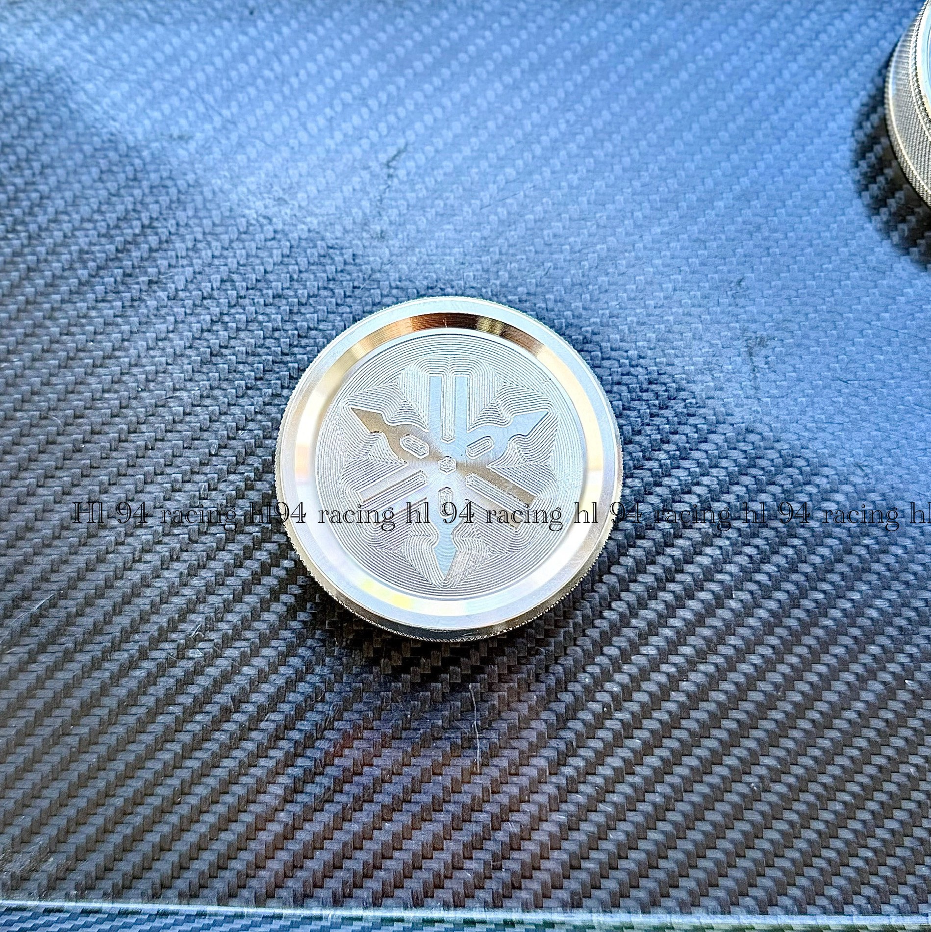 Nắp xăng Inox 304 mẫu phay Logo Honda Yamaha Titanlpro