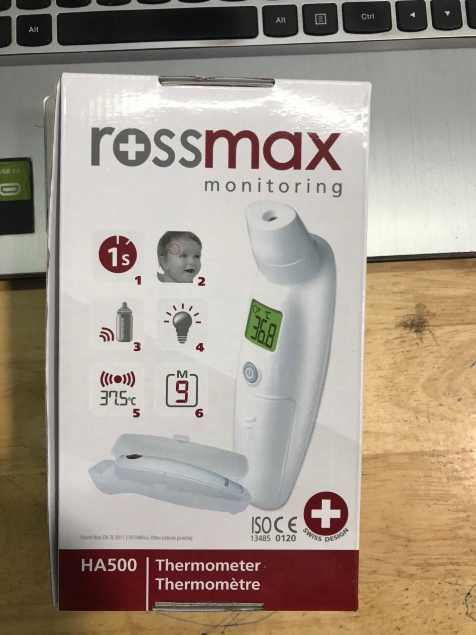[HCM]Nhiệt kế đo trán Rossmax HA500 (Bảo hành 24 tháng)