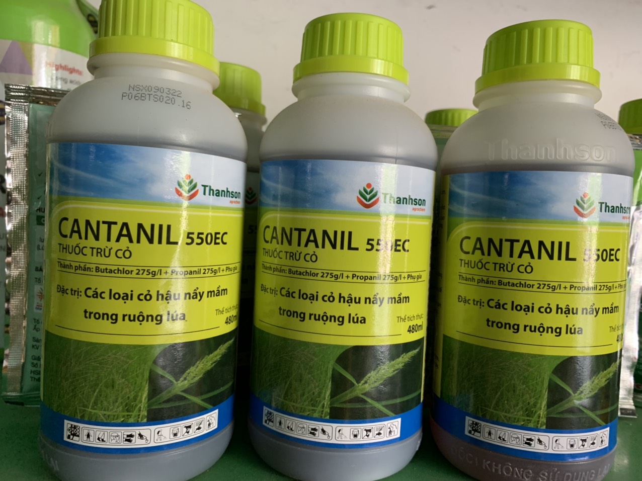 Thuốc trừ cỏ CANTANIL 550EC 480mL