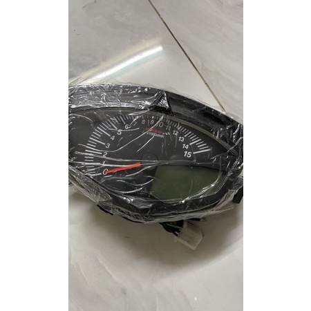 Đồng hồ UMA gắn ex nhỏ và sirius