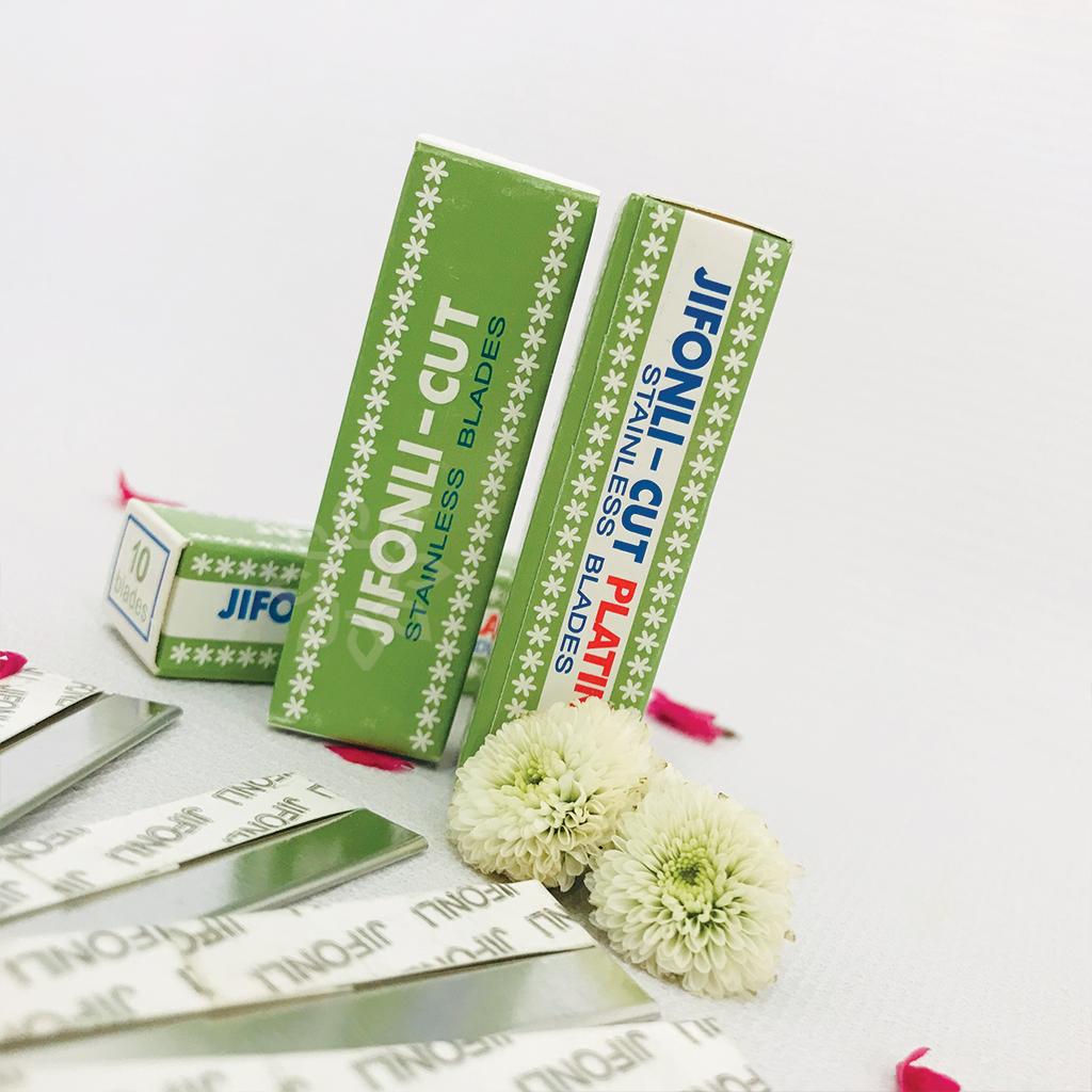 [HCM]Hộp 10 lưỡi dao cạo lông mày
