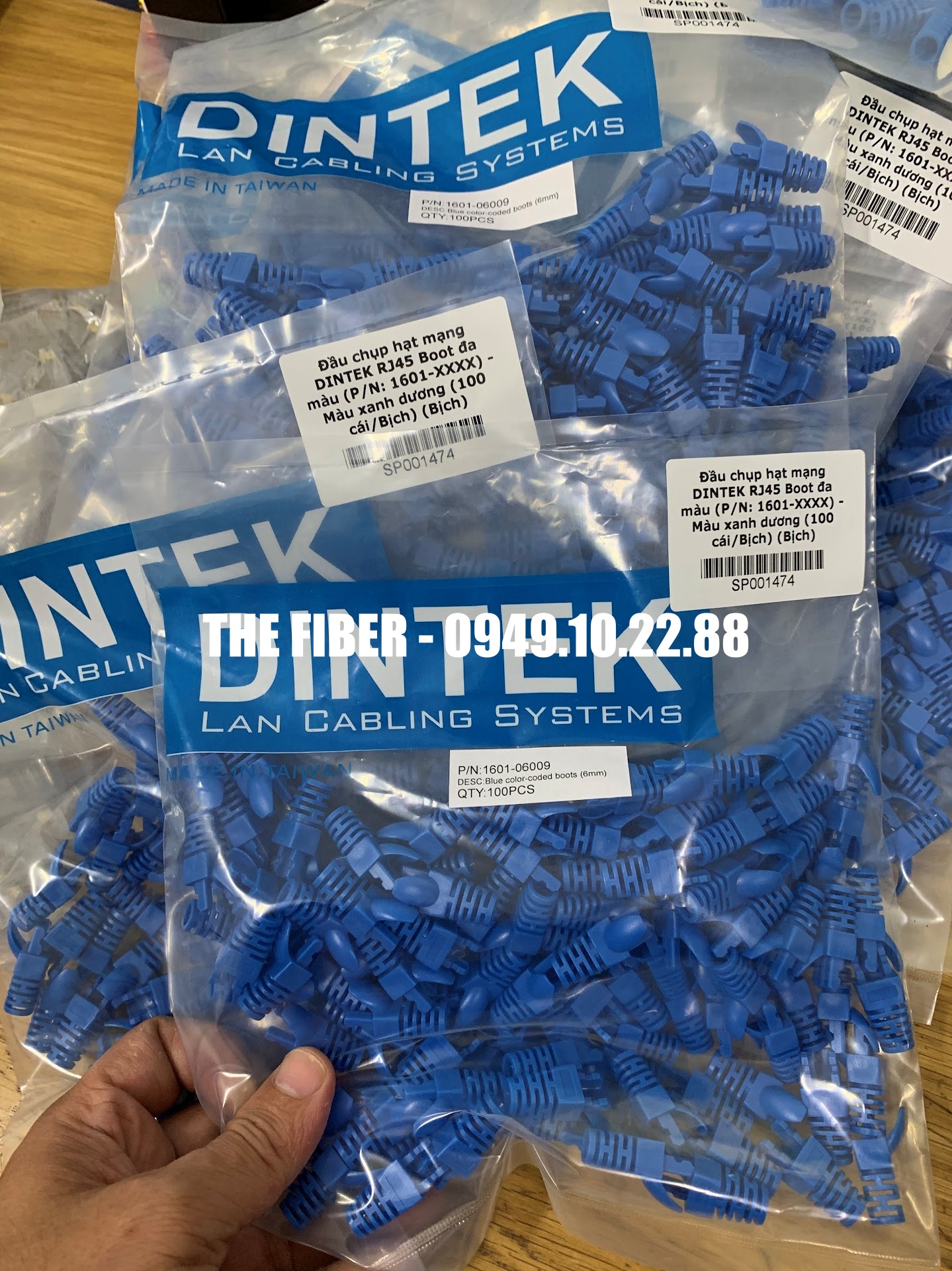 Đầu chụp hạt mạng DINTEK RJ45 Boot đa màu (P/N: 1601-XXXX) - Bịch 100 cái