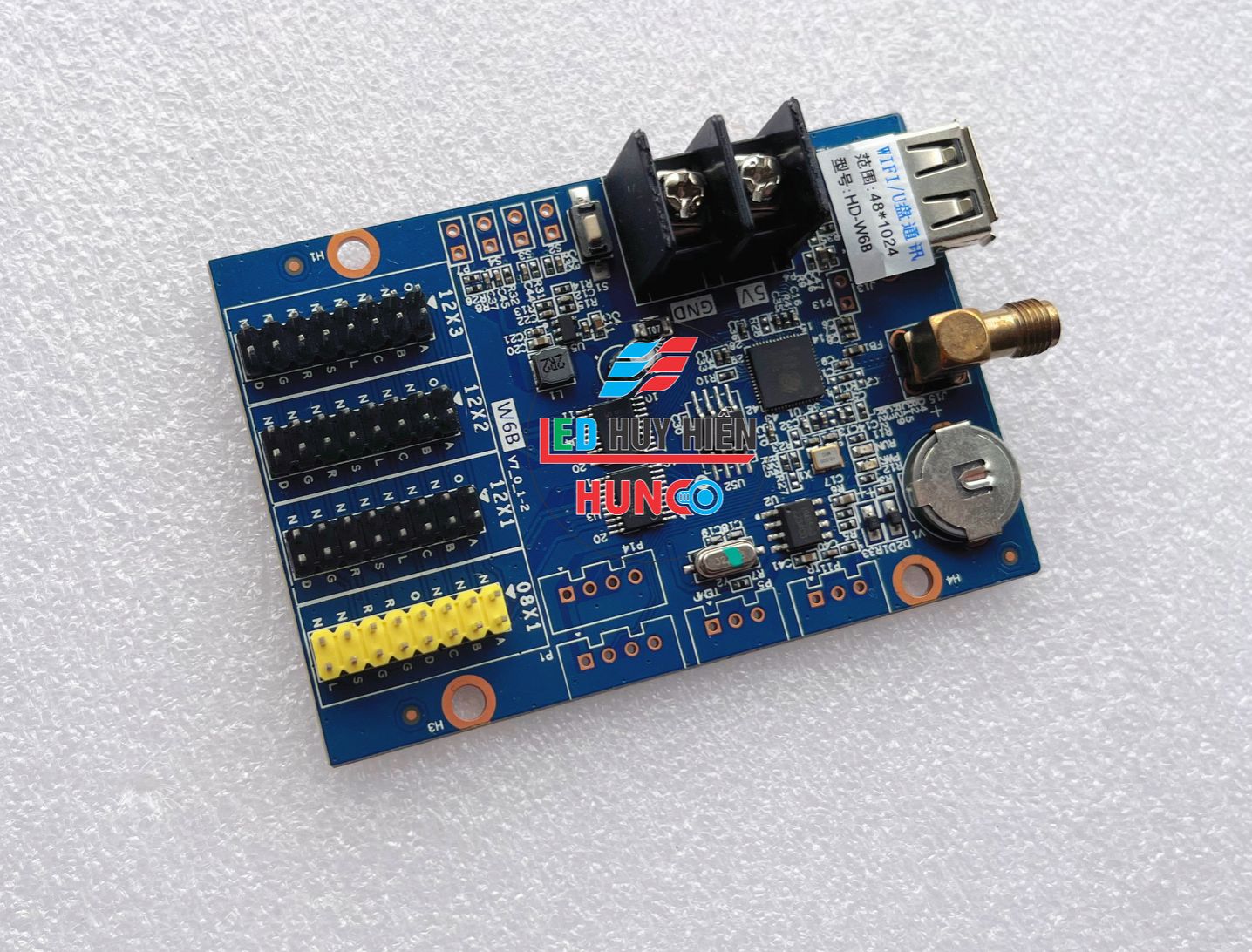 Card HD W6B (USB WIFI) hỗ trợ 3 tầng module Led 1 3 màu