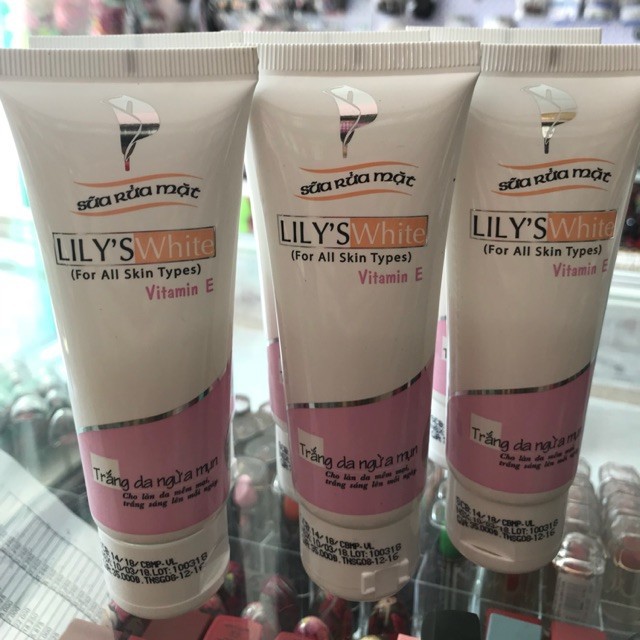 Sữa rửa mặt lyly white trắng da ngừa mụn