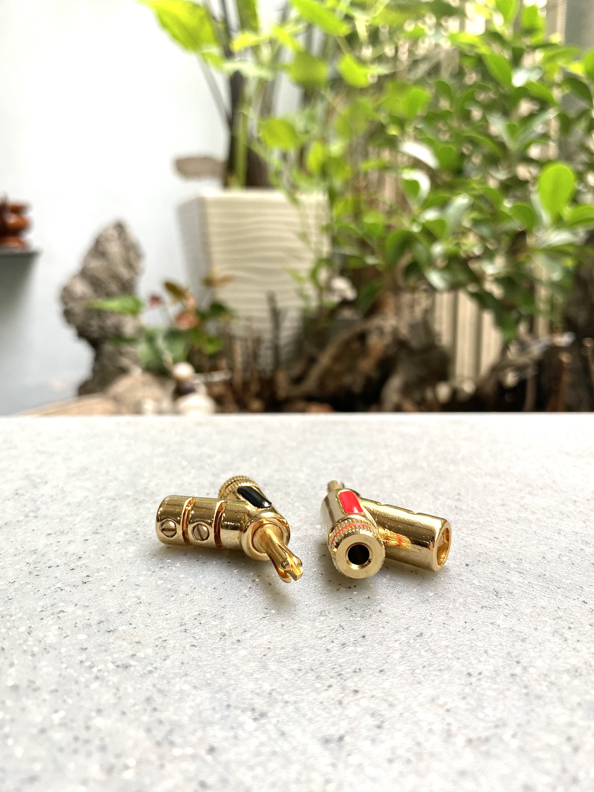 Jack Bắp chuối Khoá ren mạ vàng ( 2 cái )