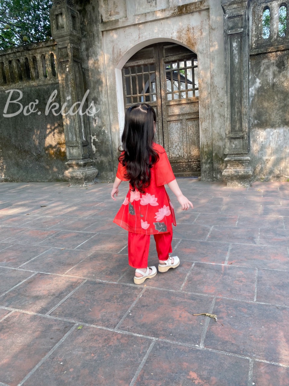 ÁO DÀI BÉ GÁI HOA SEN SIÊU XINH