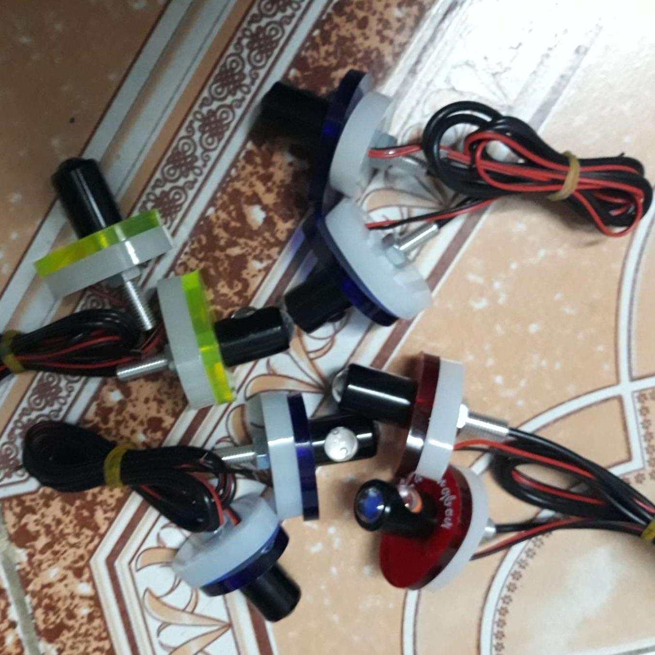 Giá 1 đôi]Đèn led Xi nhan Multy 2 chiều X002