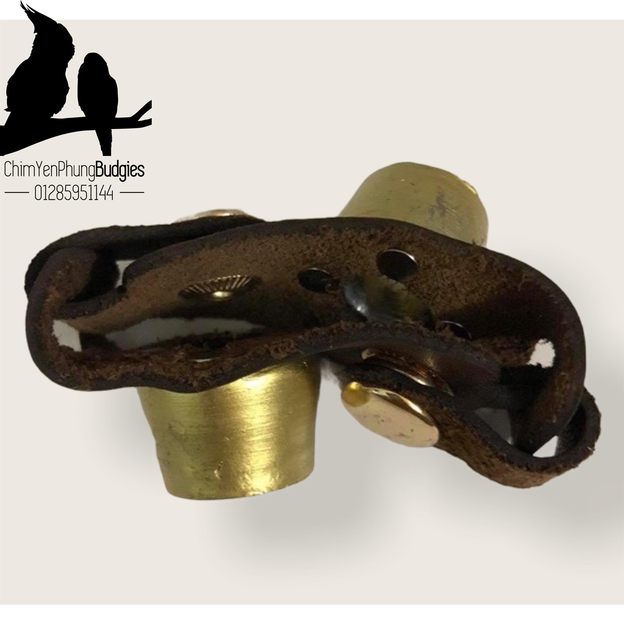 Tạ chì đeo chân cho gà tre (bộ 2 cái)