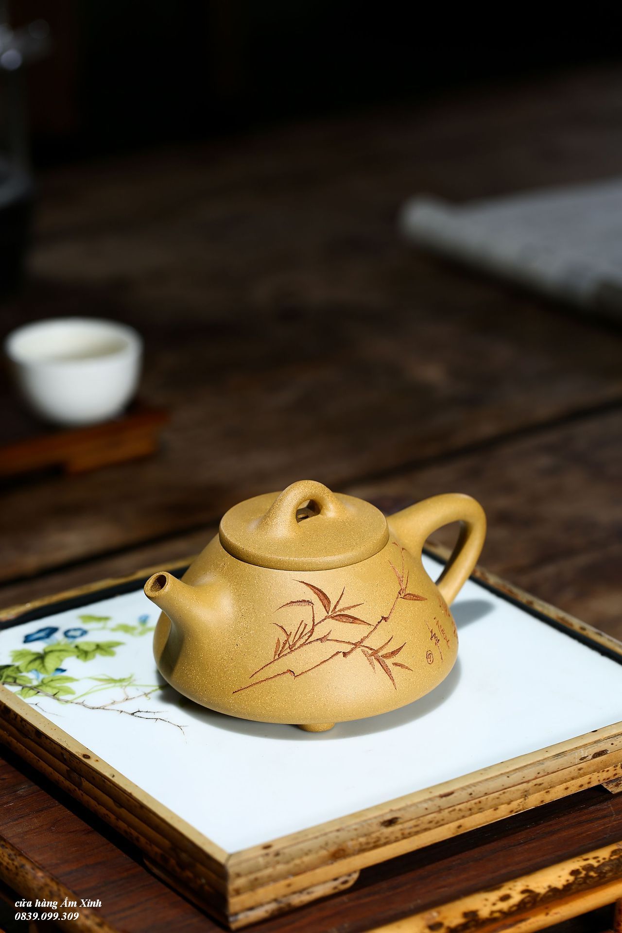 Ấm Tử Sa Nghi Hưng Thạch Biều 230 ml (Hoàng Kim Đoạn Nê)