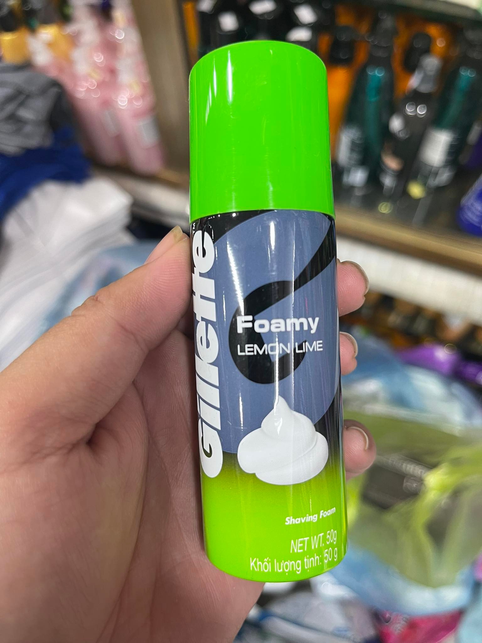 Bọt cạo râu hương chanh Gillette Foamy Lemon Lime