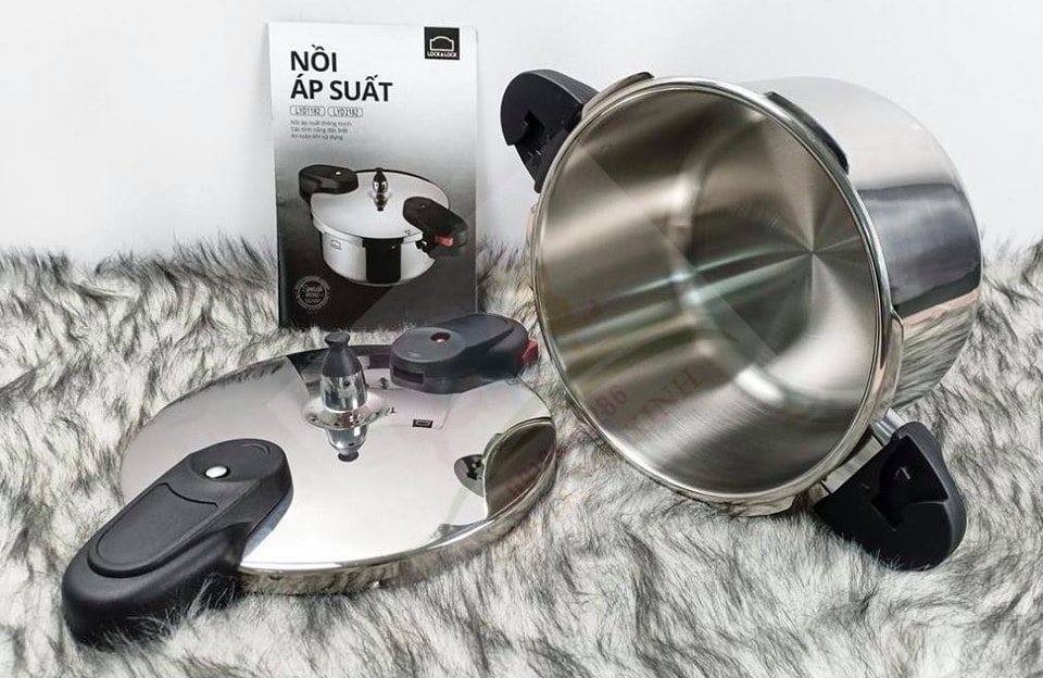 Nồi áp suất bằng Inox Lock&Lock LYD2182 (4L)