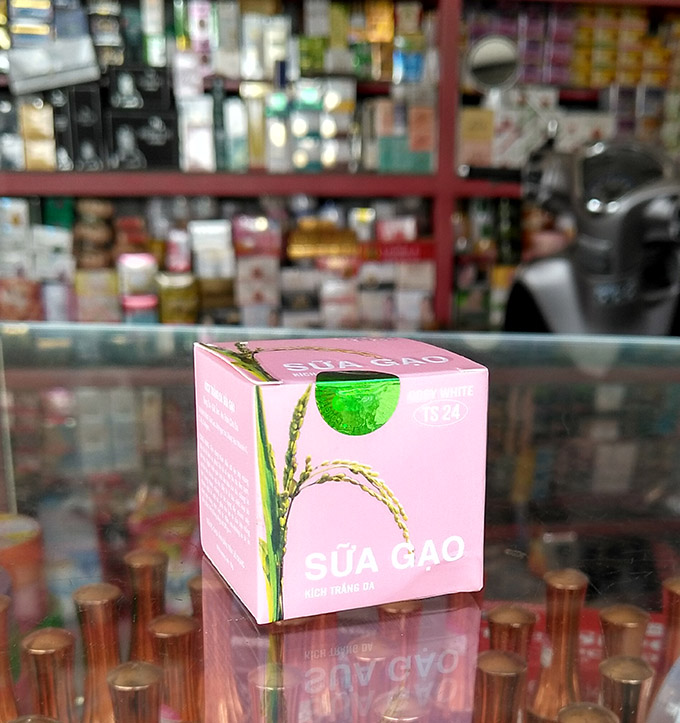 Kem kích trắng da sữa gạo cosy white 10g - 8936102413092