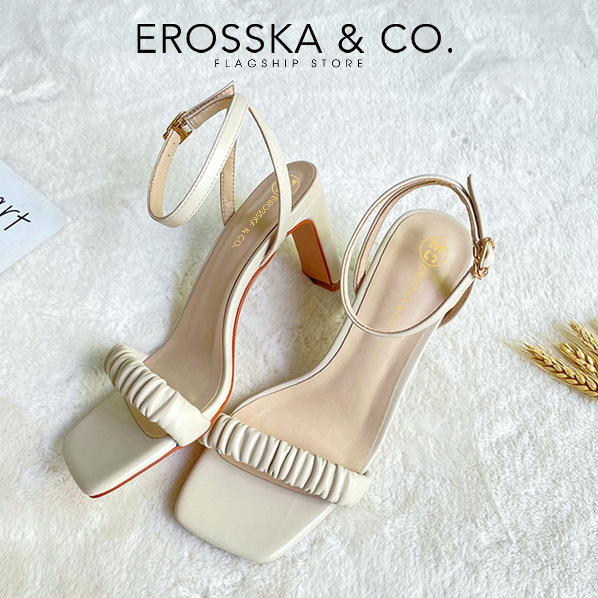 Erosska - Giày sandal cao gót nữ mũi vuông quai nhún cao 8cm màu đen - EB044