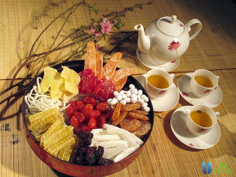 [ MỨT TẾT NGON, LUÔN DATE MỚI ] 01 Hộp Mứt Trái Cây Thập Cẩm Đà Lạt (Date: 06 tháng)-[ 12.12 Hot Deals ]