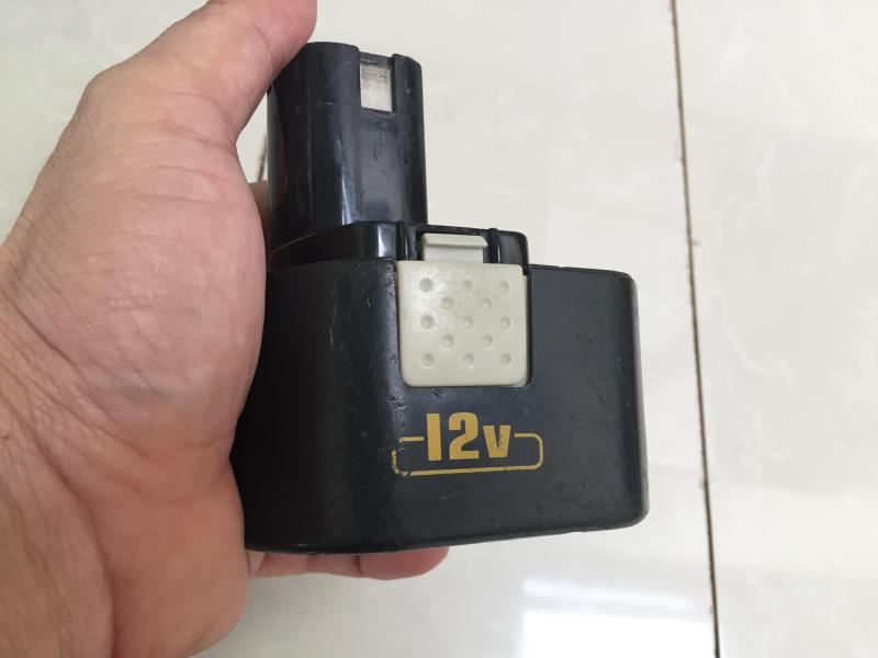 Pin Ryobi 12V 2.2A Được Làm Từ Pin TianlVN Mới