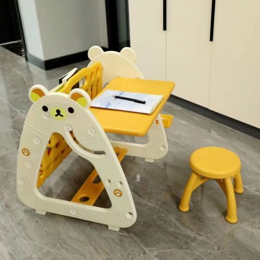 Bàn học kèm ghế đa năng 3 trong 1 cho bé bảng vẽ - giá sách - bàn ghế học