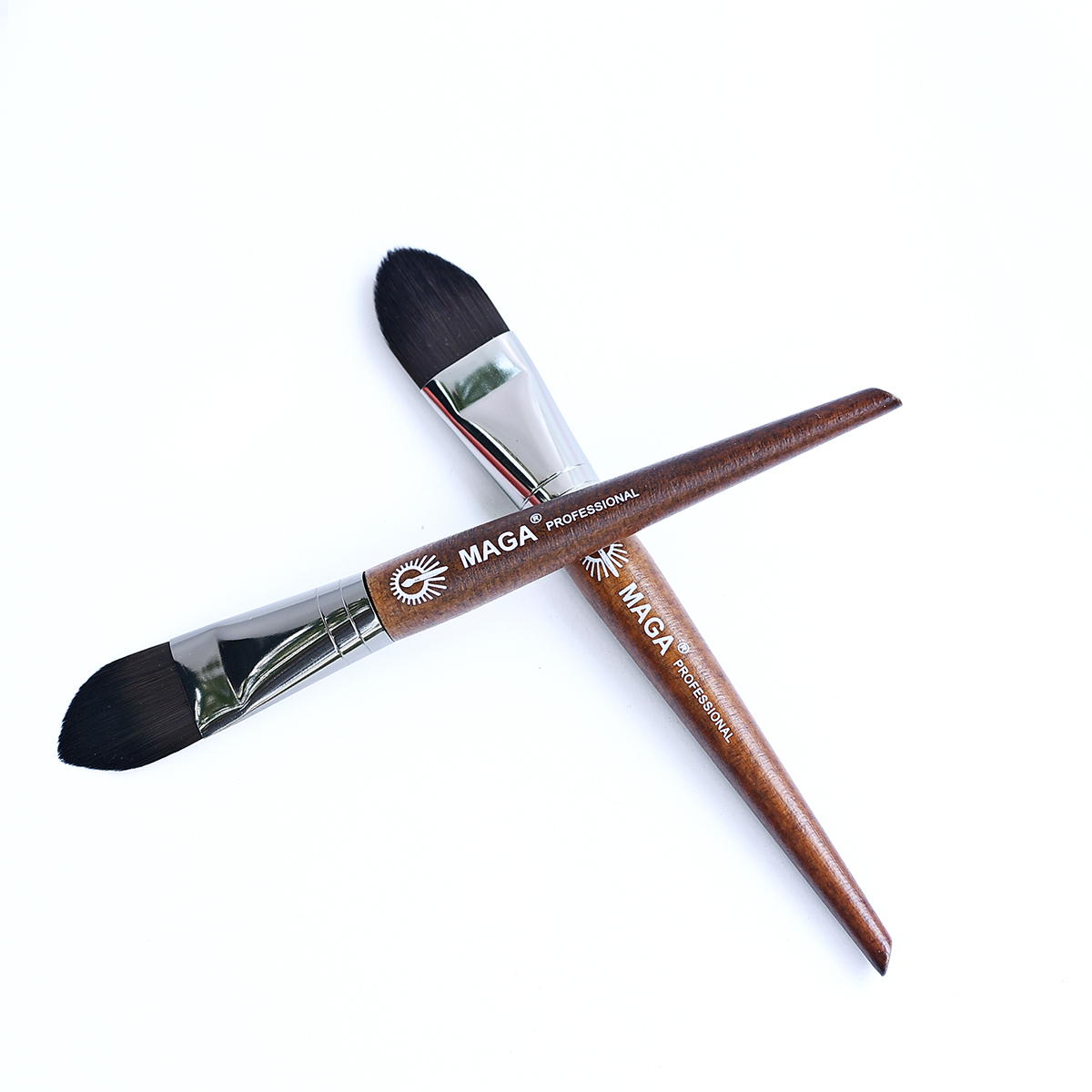 [HCM]Cọ Nền Mỏng MAGA FOUNDATION BRUSH SMALL 19