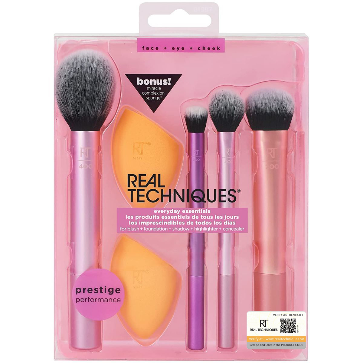 Bộ 4 cọ kèm 2 mút Real Techniques everyday essentials