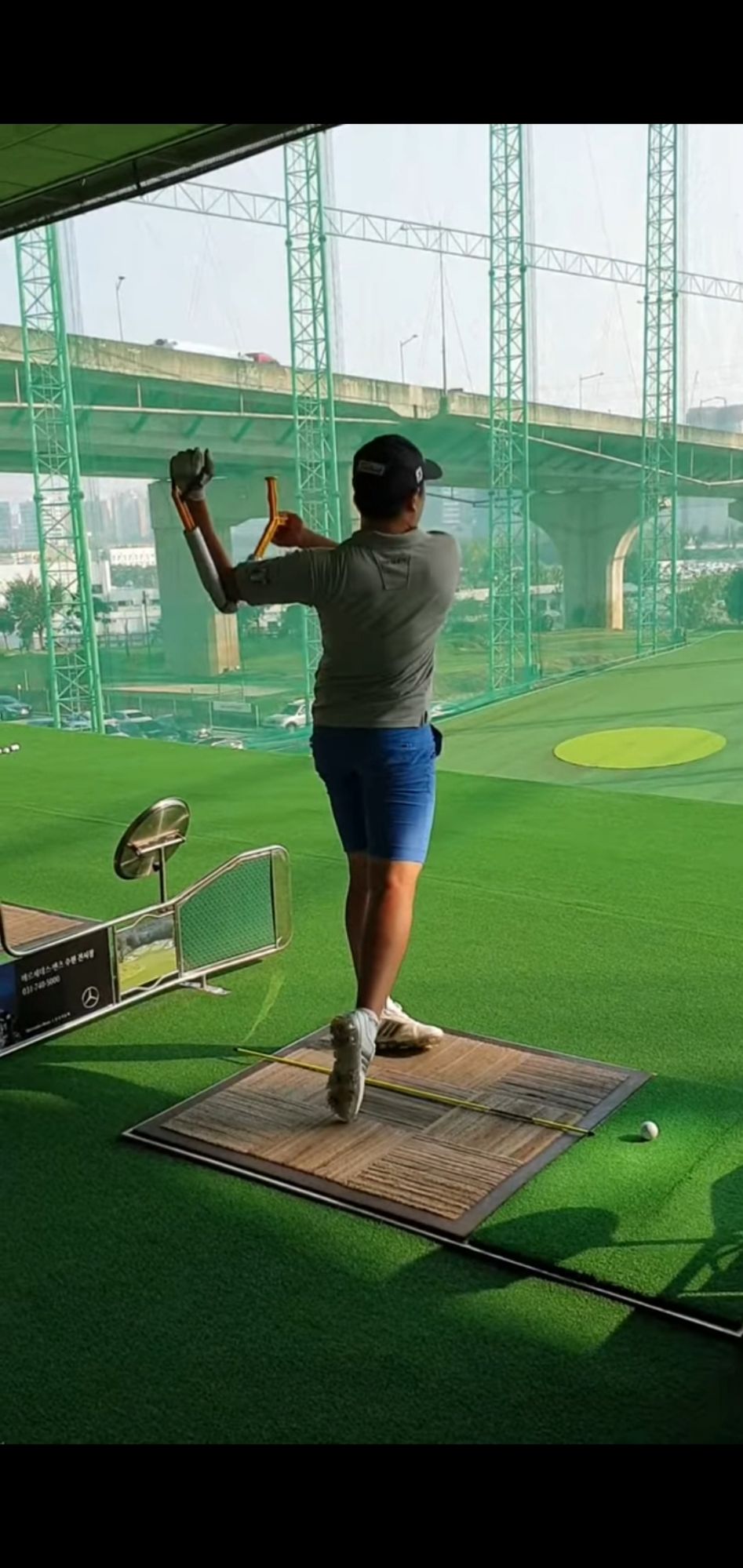 DỤNG CỤ HỖ TRỢ TẬP SWING GOLF