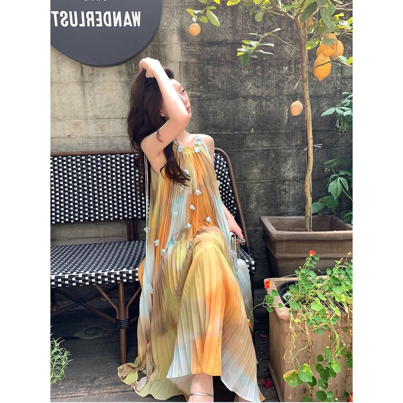 Váy maxi xếp li hoa rơi Missa Dress