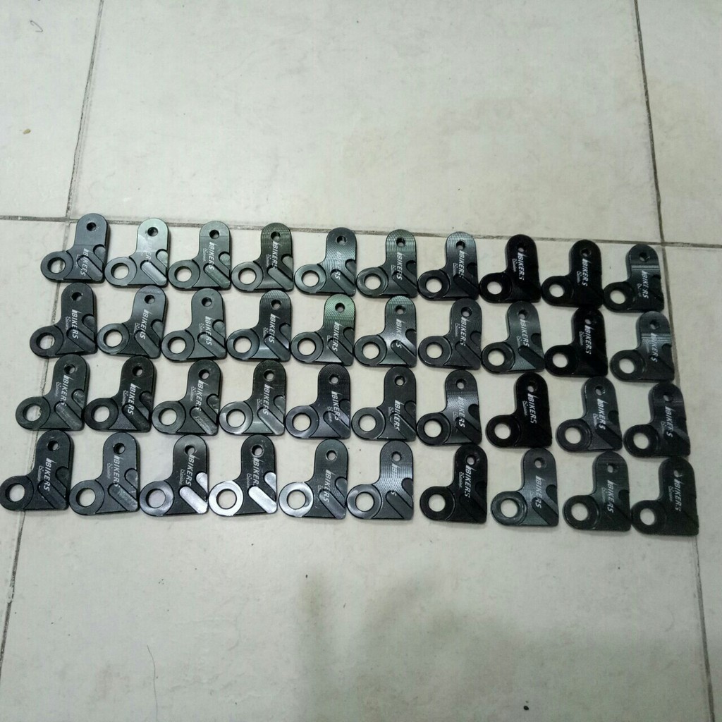 Pat gắn đèn trợ sáng L4