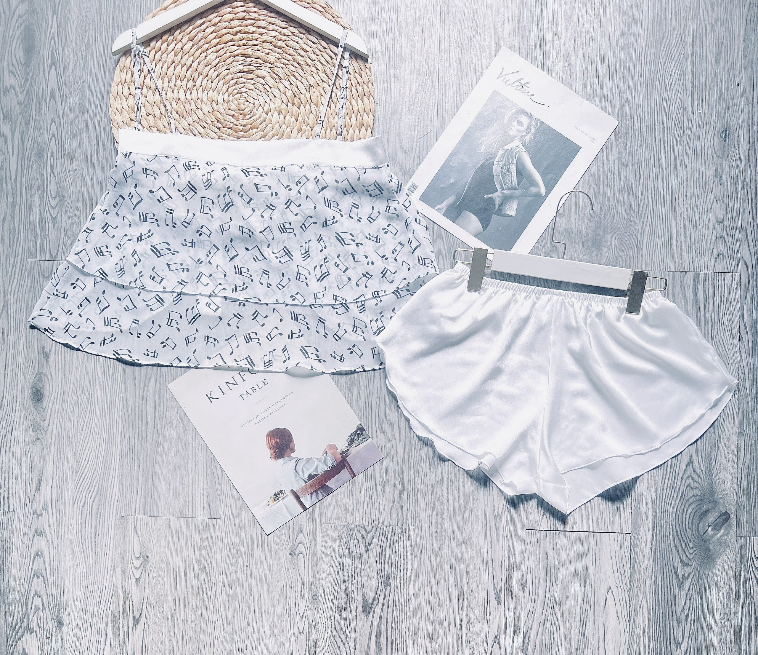 Bộ đồ ngủ lụa 2 tầng dễ thương