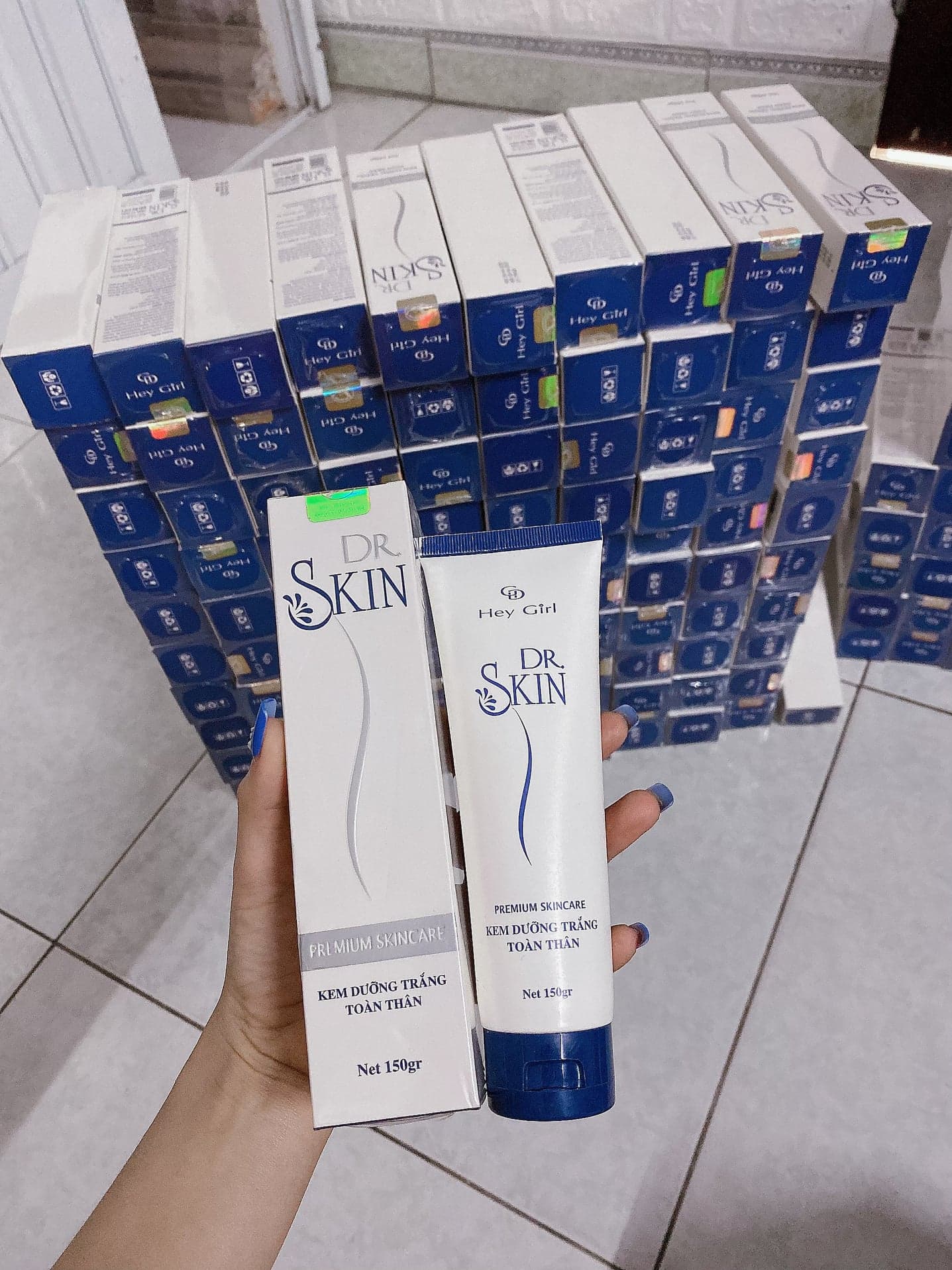 kem dưỡng trắng body chống nắng