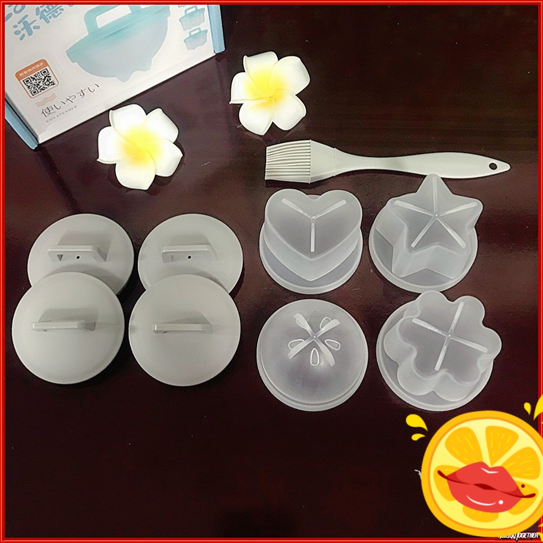 Khuôn hấp trứng, làm bánh cho bé (bộ 4 khuôn nhựa kèm chổi silicon quét dầu)