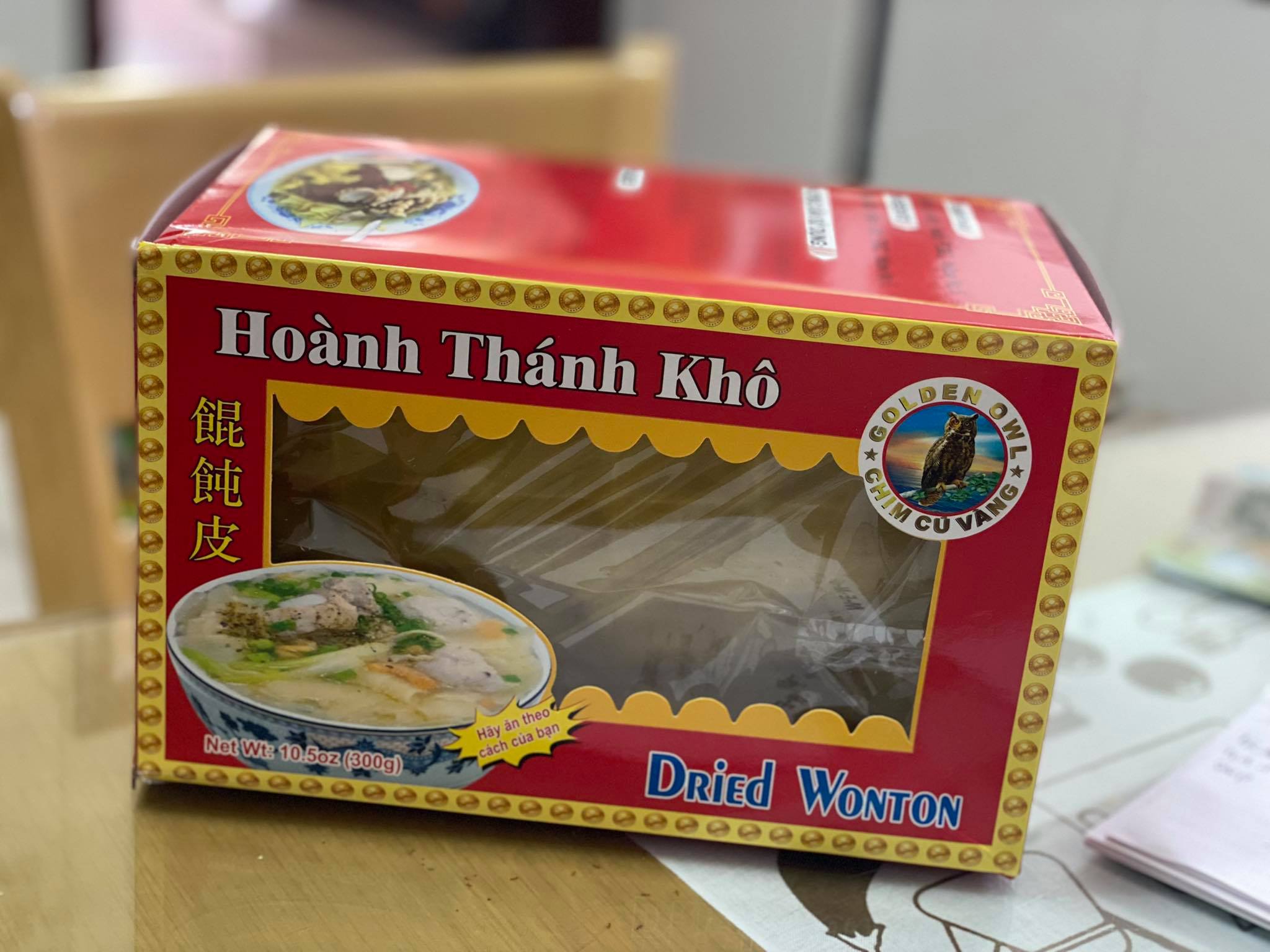 Hoành thánh lá
