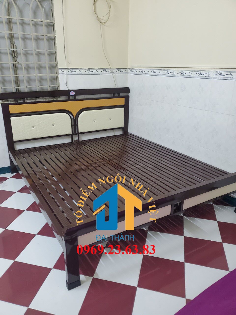 Giường  sắt kiểu gỗ 160×200 – DT22